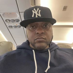 Meet your Posher, Malik